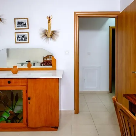 Catherine Place Apartment Larnaca