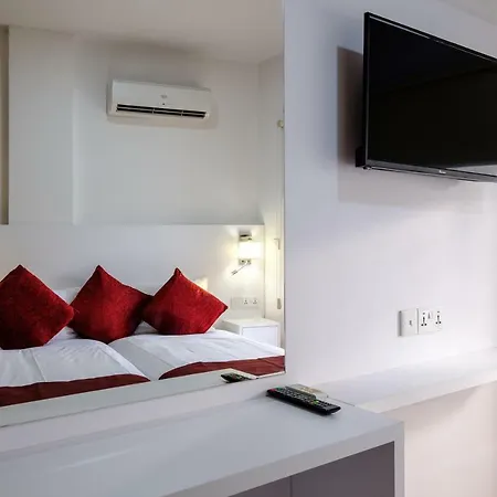 Catherine Place Apartment