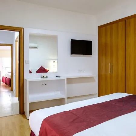 Apartment Catherine Place Larnaca