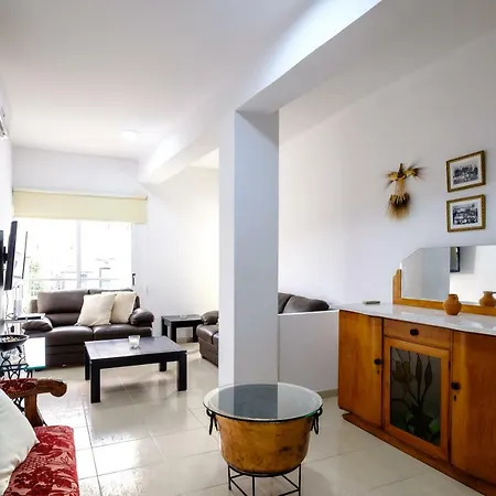 Catherine Place Apartment
